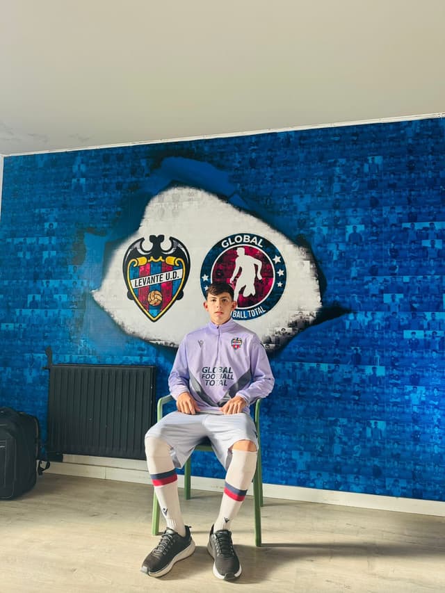 Tomi Paredes: el joven cordobés que se abre camino en el fútbol español